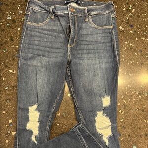 Hollister Distressed Denim Jegging